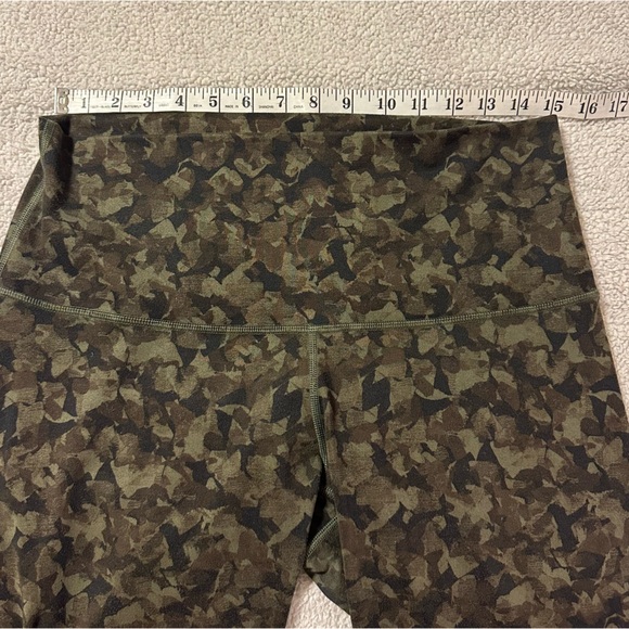Lululemon Wunder Under Crop Leggings Luon Mystic Jungle Fatigue Green Black - Picture 6 of 15